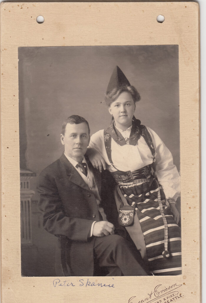 1905 ish Peter Skanse and daughter